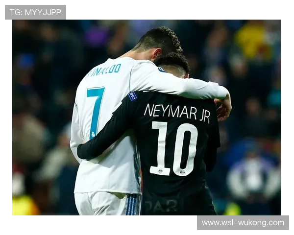 C罗与梅西金球奖竞争格局及核心差异解析