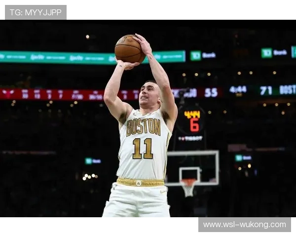 塔图姆利用挡拆错位提升得分效率对比东契奇进攻选择更平稳