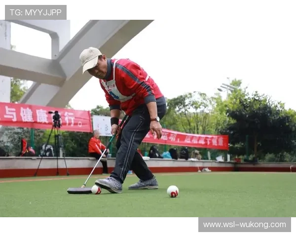 球门球发出后二次触球是否违规？规则拆解