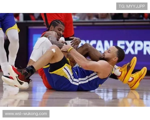 申京挡拆制造错位高效得分 优于同队内线表现明显