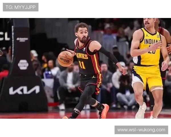 特雷·杨挡拆造错位提升效率，关键时刻得分能力拉开差距