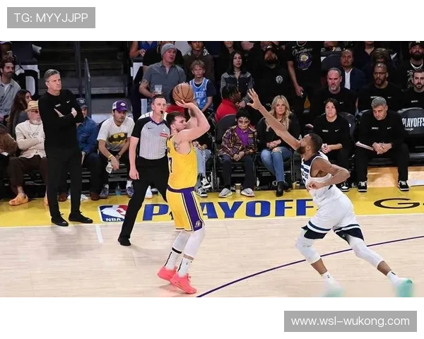 奥尼尔篮下统治力超比尔占优势 改变湖人内线体系效率