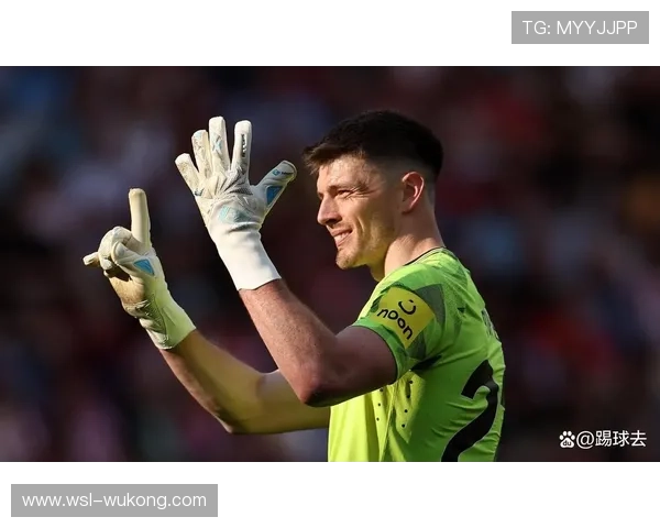 手抛球规则：守门员重触、发球生效与判罚要点